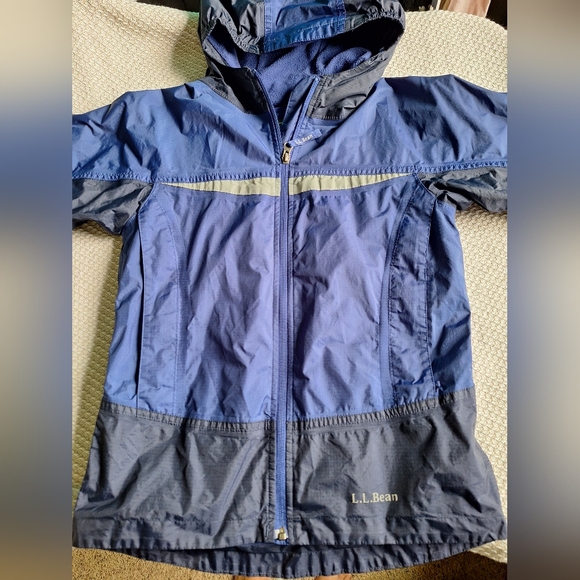 L.L. Bean Kids Navy and Blue Raincoat - Picture 5 of 11